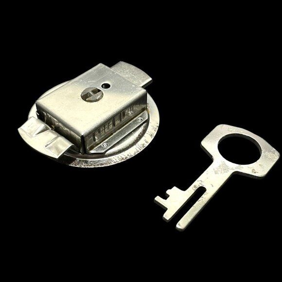 Vintage 1970s Waechtersbach German Porcelain Rocking Horse Piggy Bank Key/Lock - Picture 11 of 11